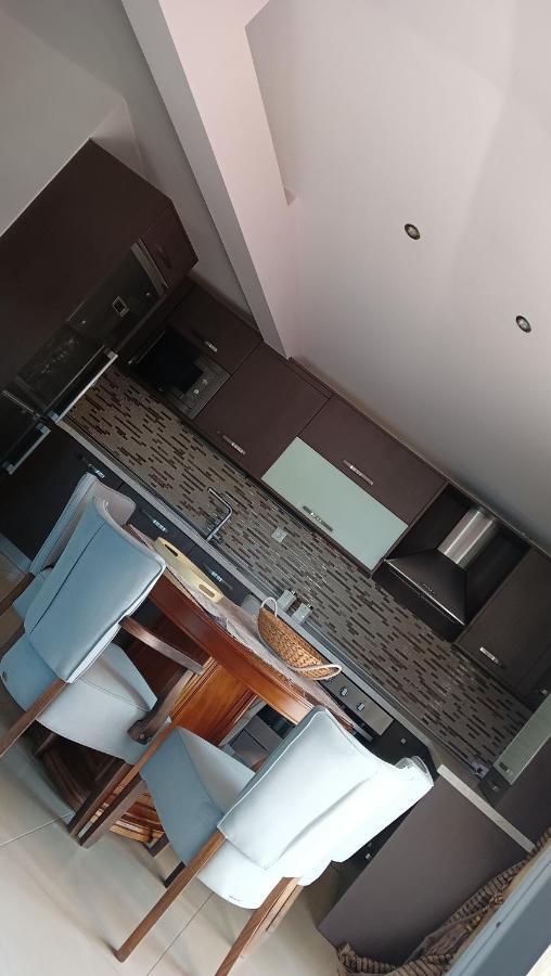 Revi'S Apartments Неос-Мармарас Экстерьер фото