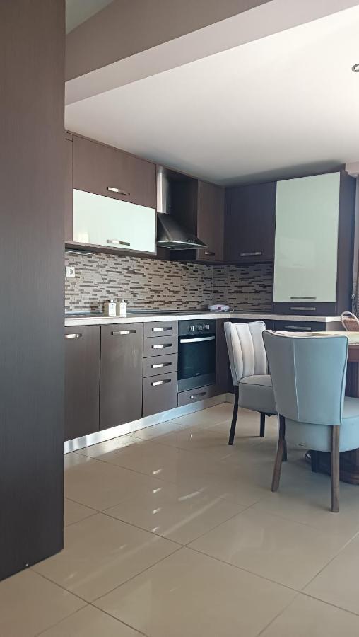 Revi'S Apartments Неос-Мармарас Экстерьер фото