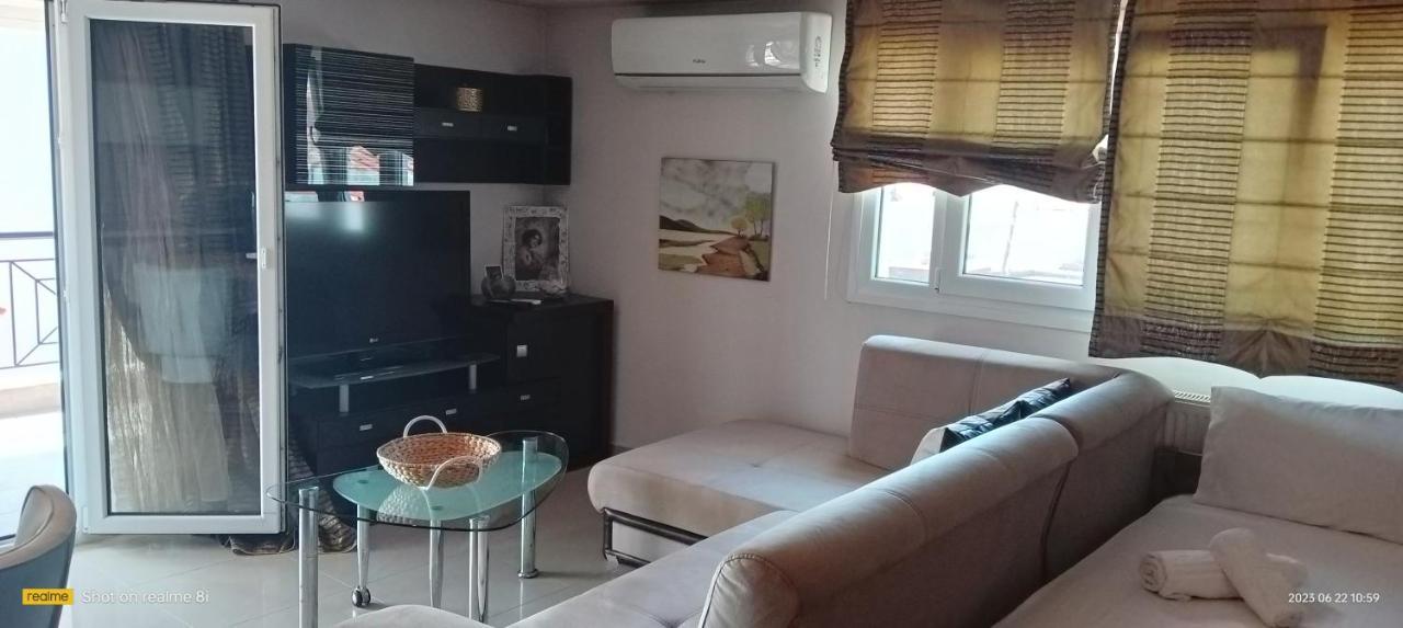 Revi'S Apartments Неос-Мармарас Экстерьер фото